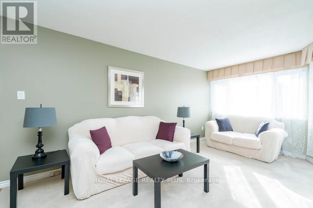 1709 - 1580 Mississauga Valley Boulevard, Mississauga, Ontario  L5A 3T8 - Photo 5 - W12773810