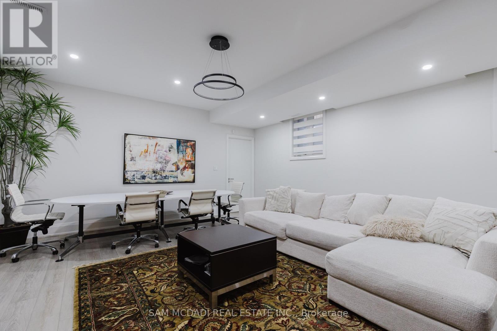 11a Maple Avenue N, Mississauga, Ontario  L5H 2R9 - Photo 38 - W12773812