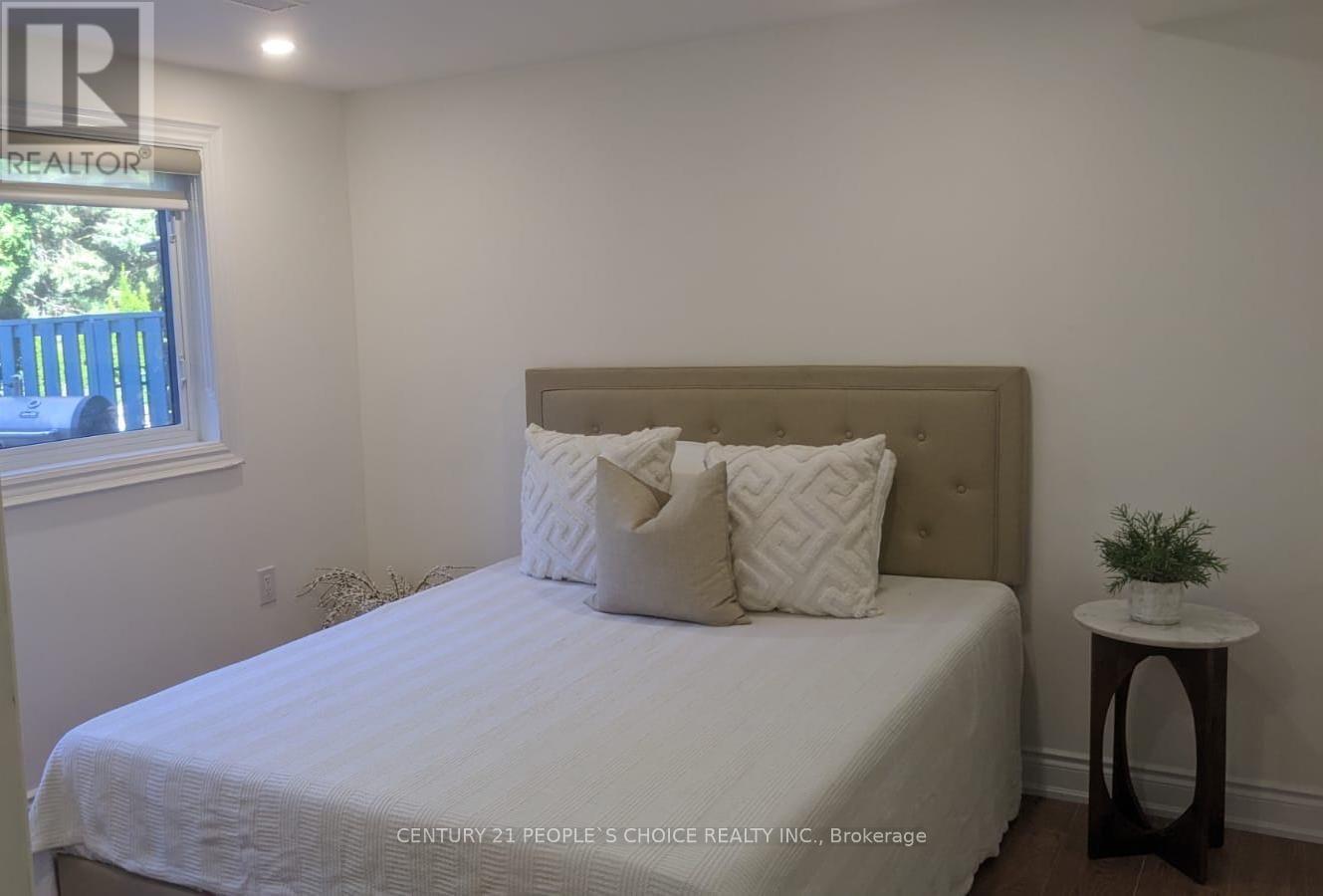 116 Royal Palm Drive W, Brampton, Ontario  L6Z 1P7 - Photo 13 - W12773824