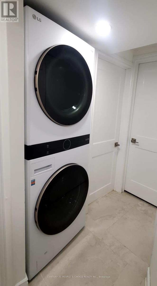 116 Royal Palm Drive W, Brampton, Ontario  L6Z 1P7 - Photo 15 - W12773824