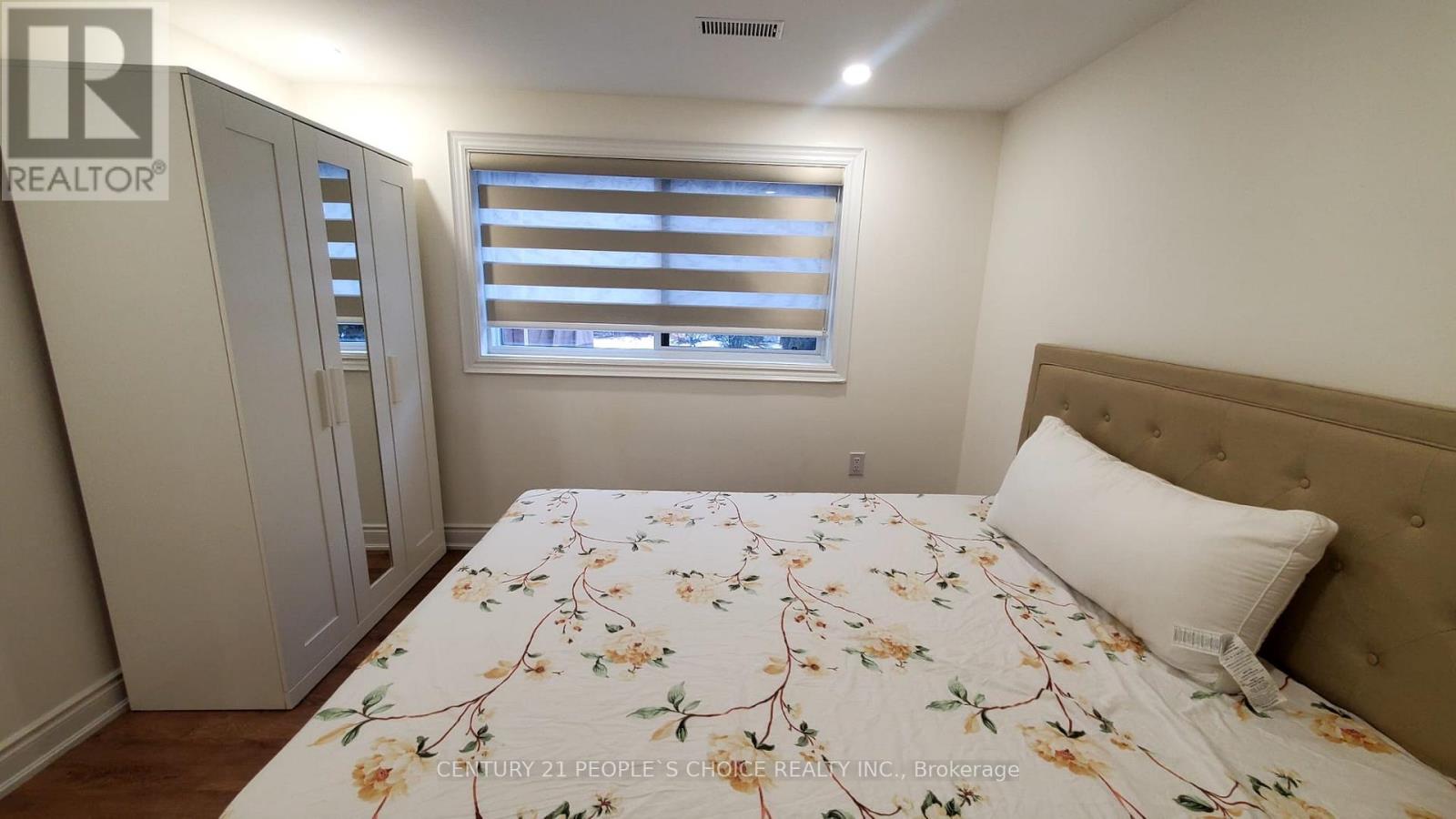 116 Royal Palm Drive W, Brampton, Ontario  L6Z 1P7 - Photo 3 - W12773824