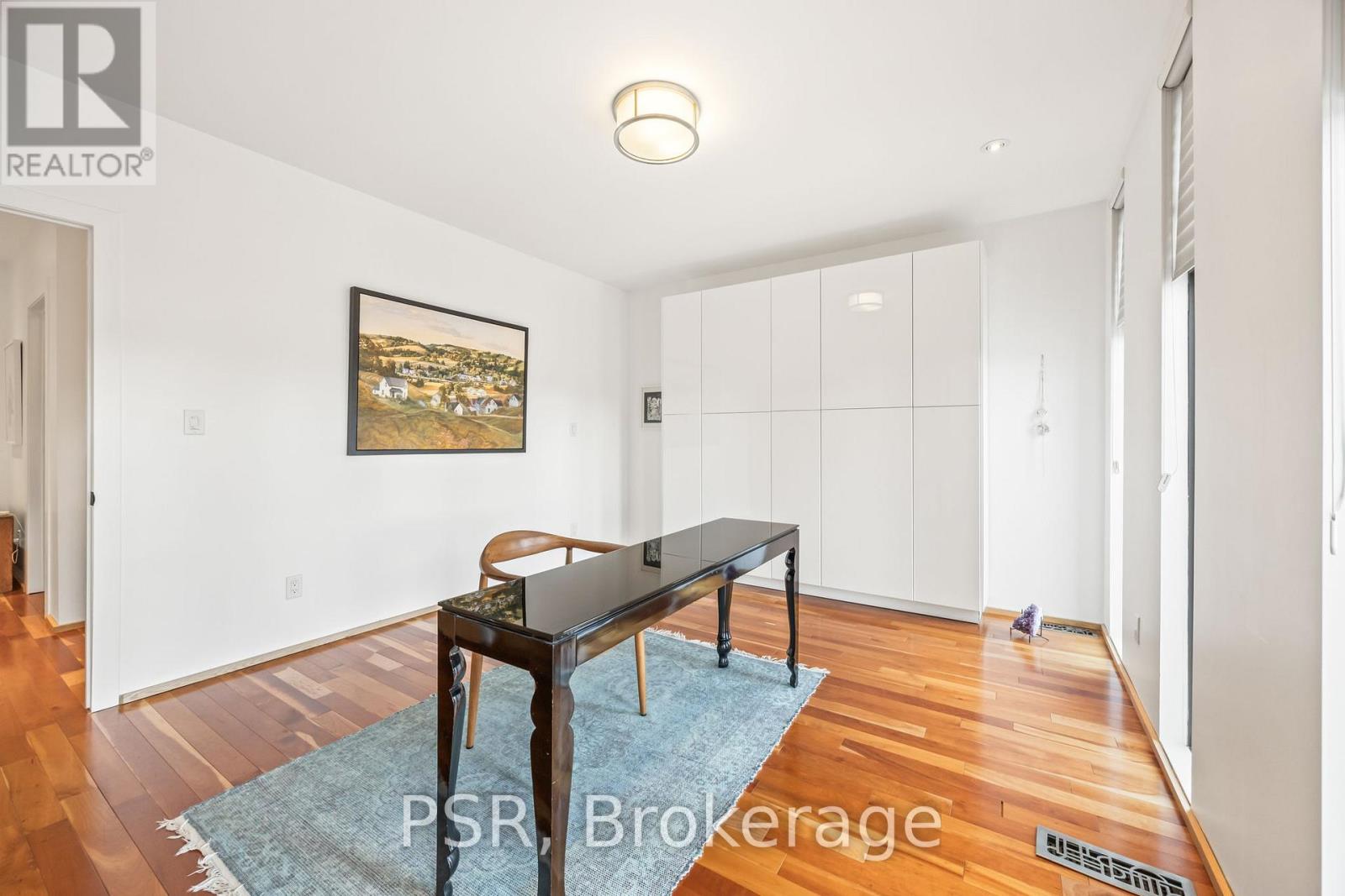 Upper - 2068 Dundas Street W, Toronto, Ontario  M6R 1W8 - Photo 30 - W12773828