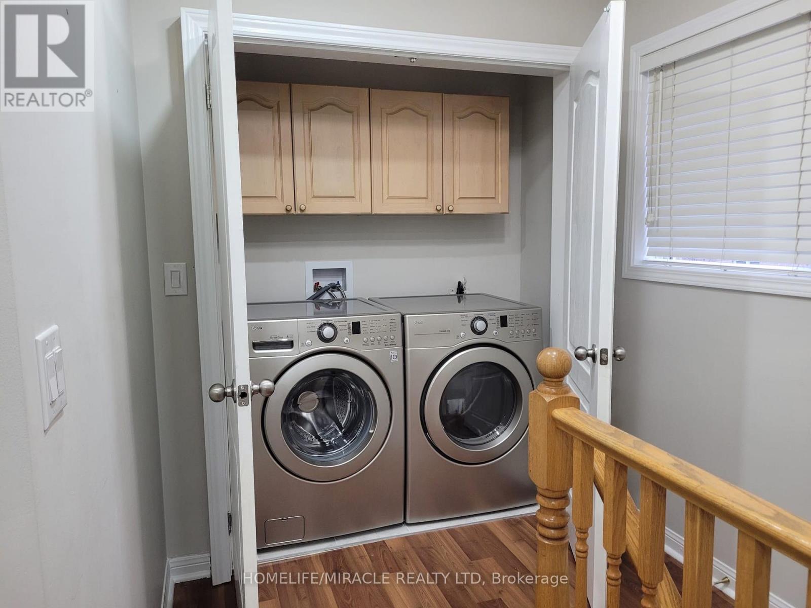 20 Bowsfield Drive, Brampton, Ontario  L6P 1A6 - Photo 13 - W12773830