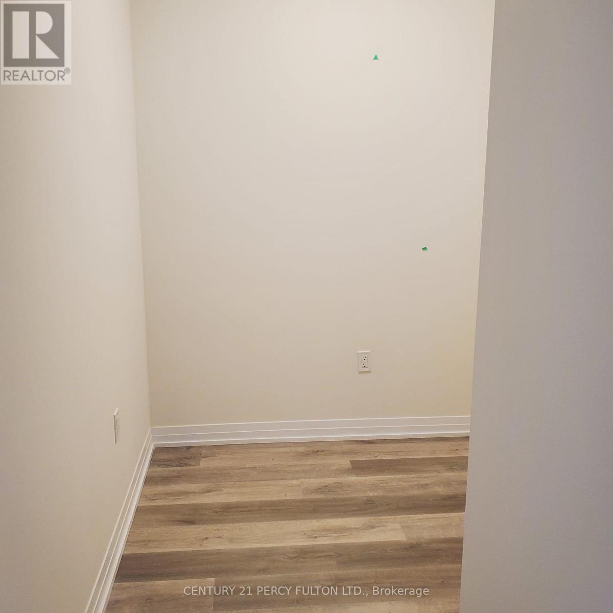 416 - 15 Watergarden Drive, Mississauga, Ontario  L5R 1B2 - Photo 14 - W12773834