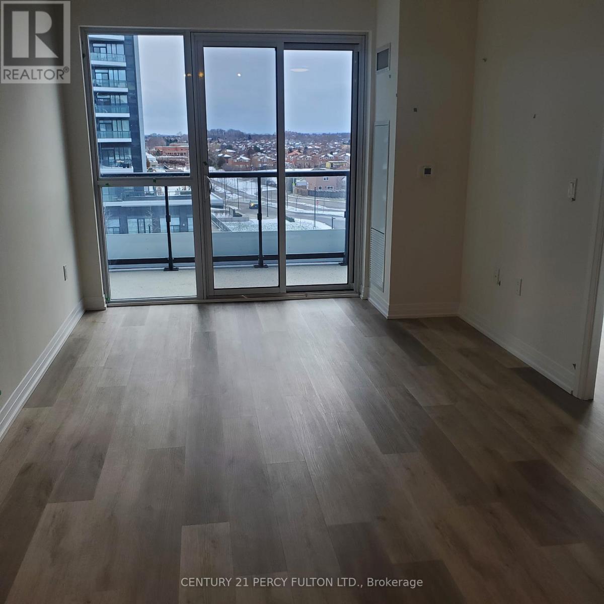 416 - 15 Watergarden Drive, Mississauga, Ontario  L5R 1B2 - Photo 3 - W12773834