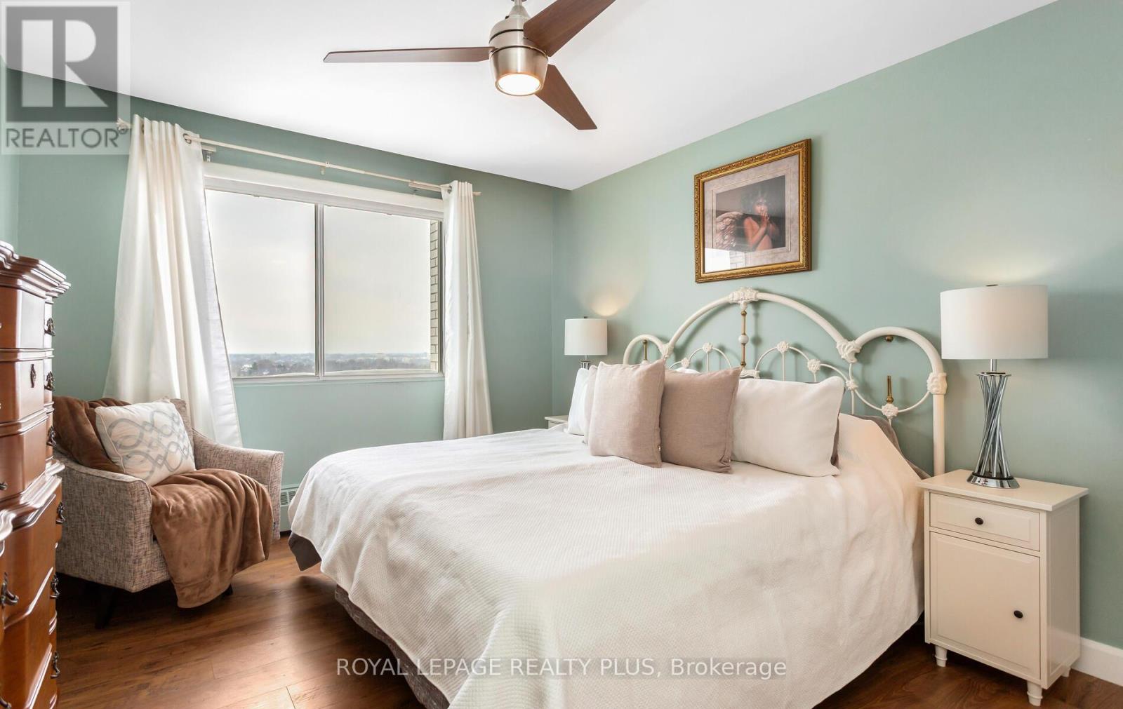 1204 - 15 Towering Heights Boulevard, St. Catharines, Ontario  L2T 3G7 - Photo 16 - X12773754