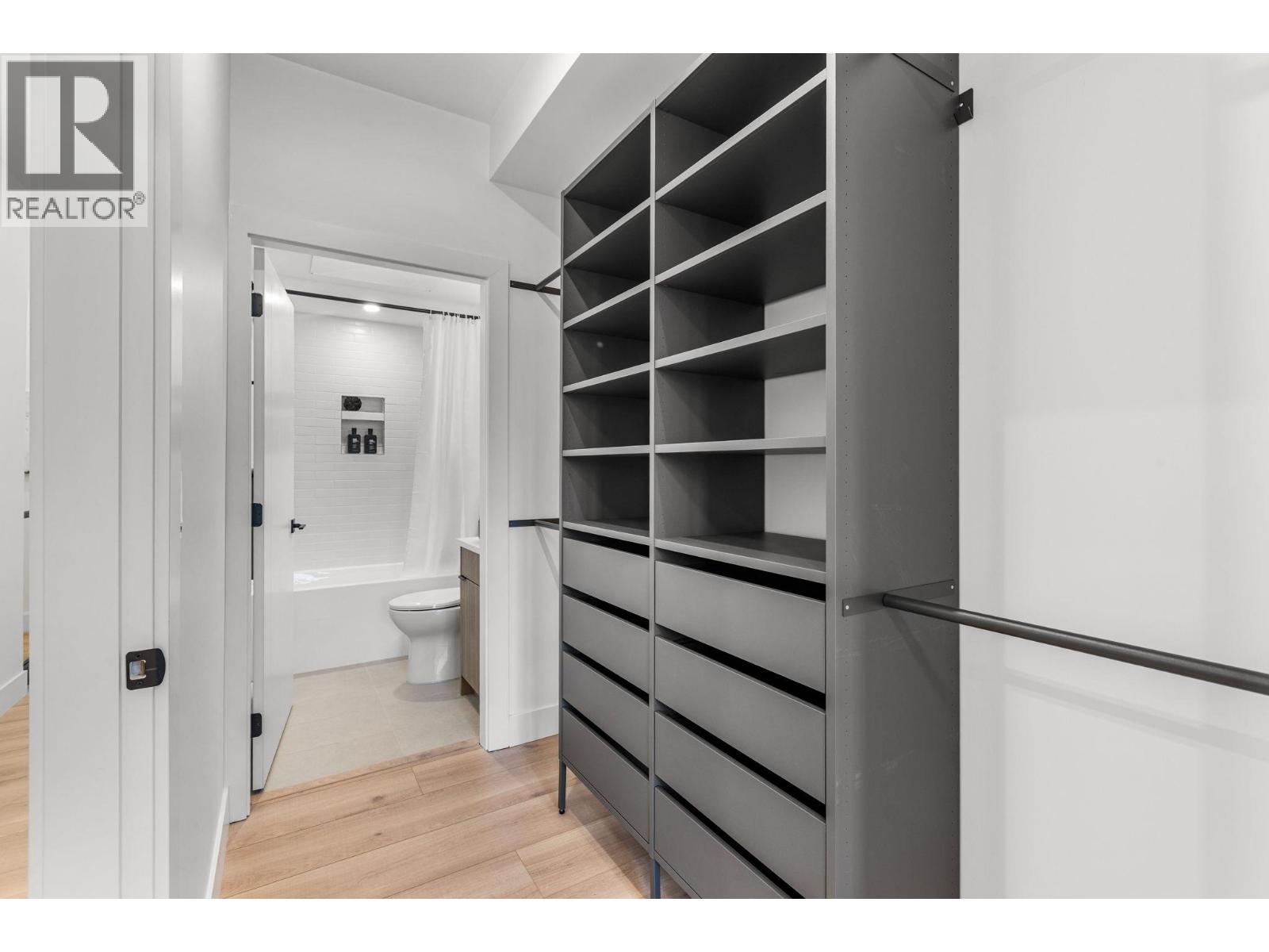 2632 Ward Street, Vancouver, British Columbia  V5R 4S6 - Photo 20 - R3088183