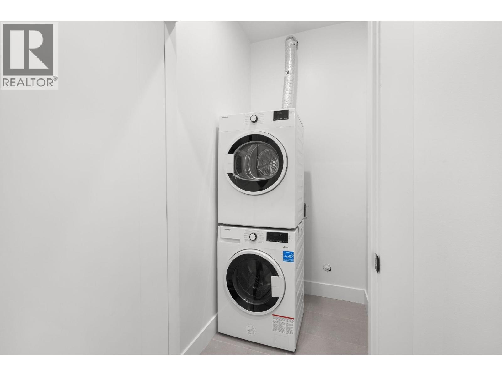 2632 Ward Street, Vancouver, British Columbia  V5R 4S6 - Photo 23 - R3088183