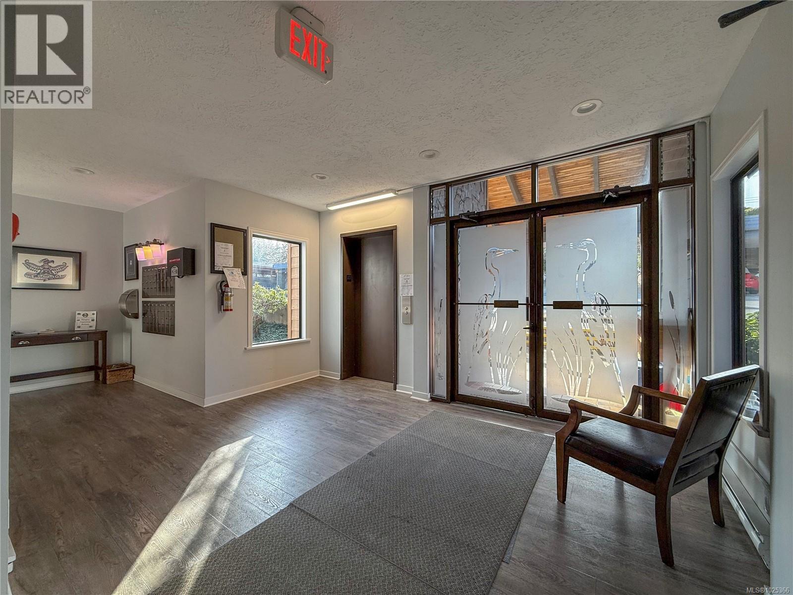 201 539 Island Hwy, Campbell River, British Columbia  V9W 2B9 - Photo 31 - 1025366