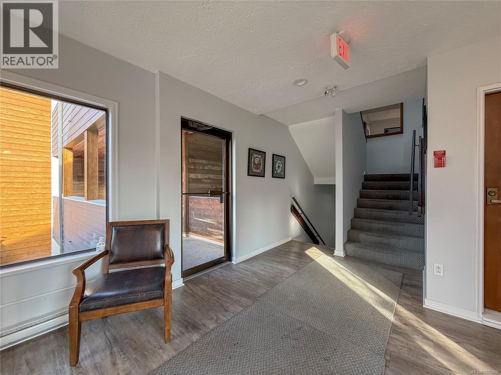 201 539 Island Hwy, Campbell River, British Columbia  V9W 2B9 - Photo 32 - 1025366