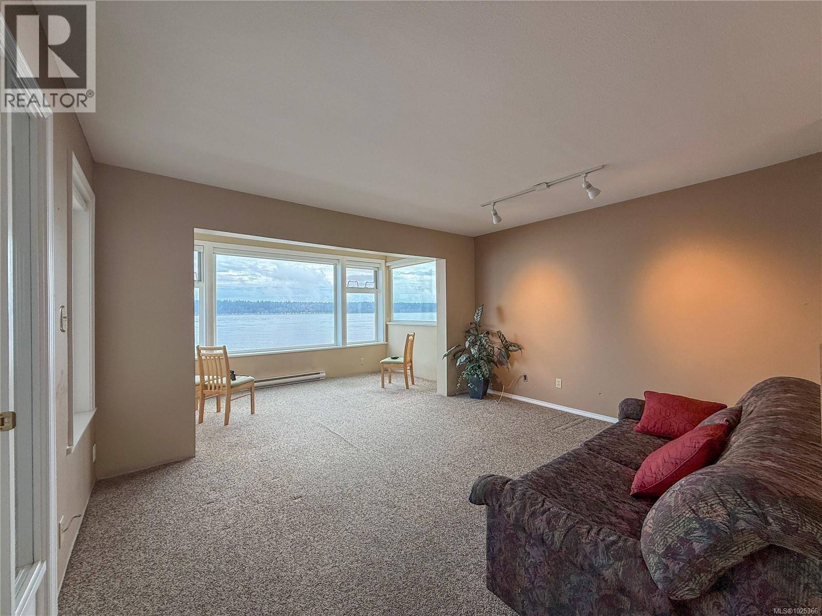 201 539 Island Hwy, Campbell River, British Columbia  V9W 2B9 - Photo 9 - 1025366