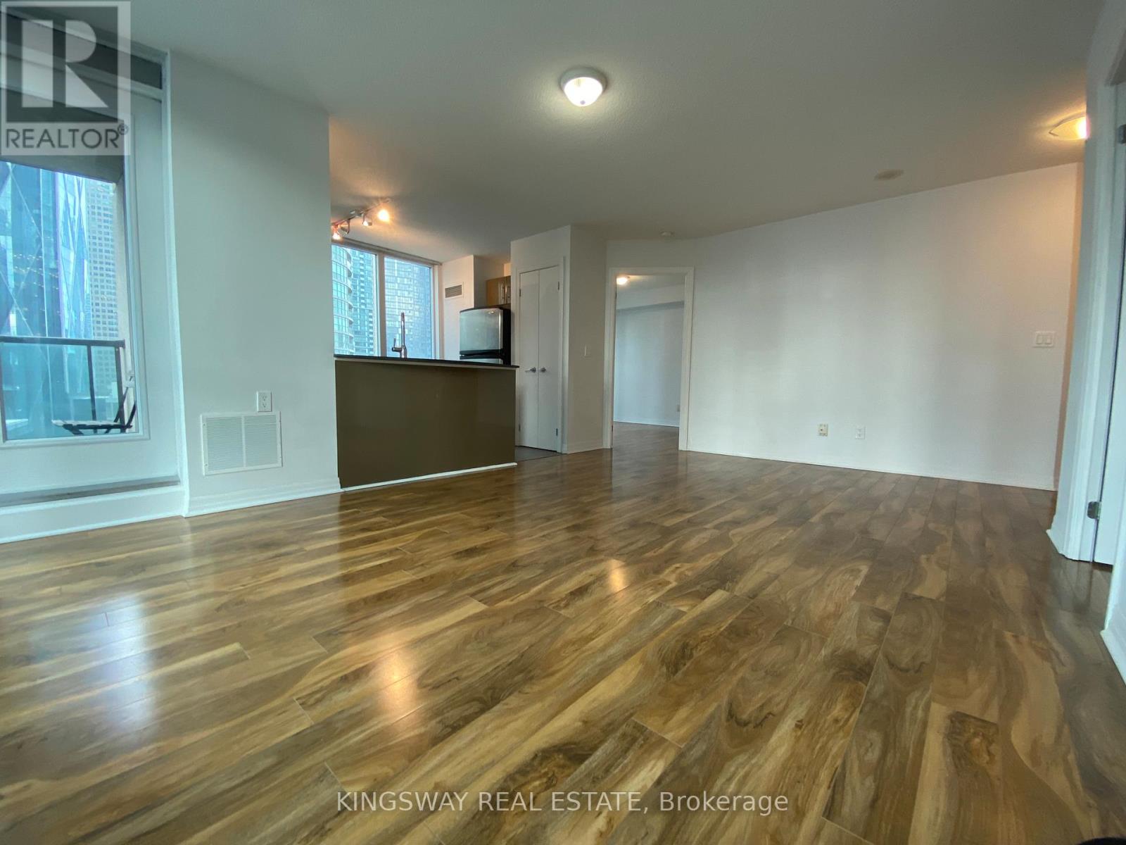 1802 - 16 Yonge Street, Toronto, Ontario  M5E 1R4 - Photo 18 - C12772470