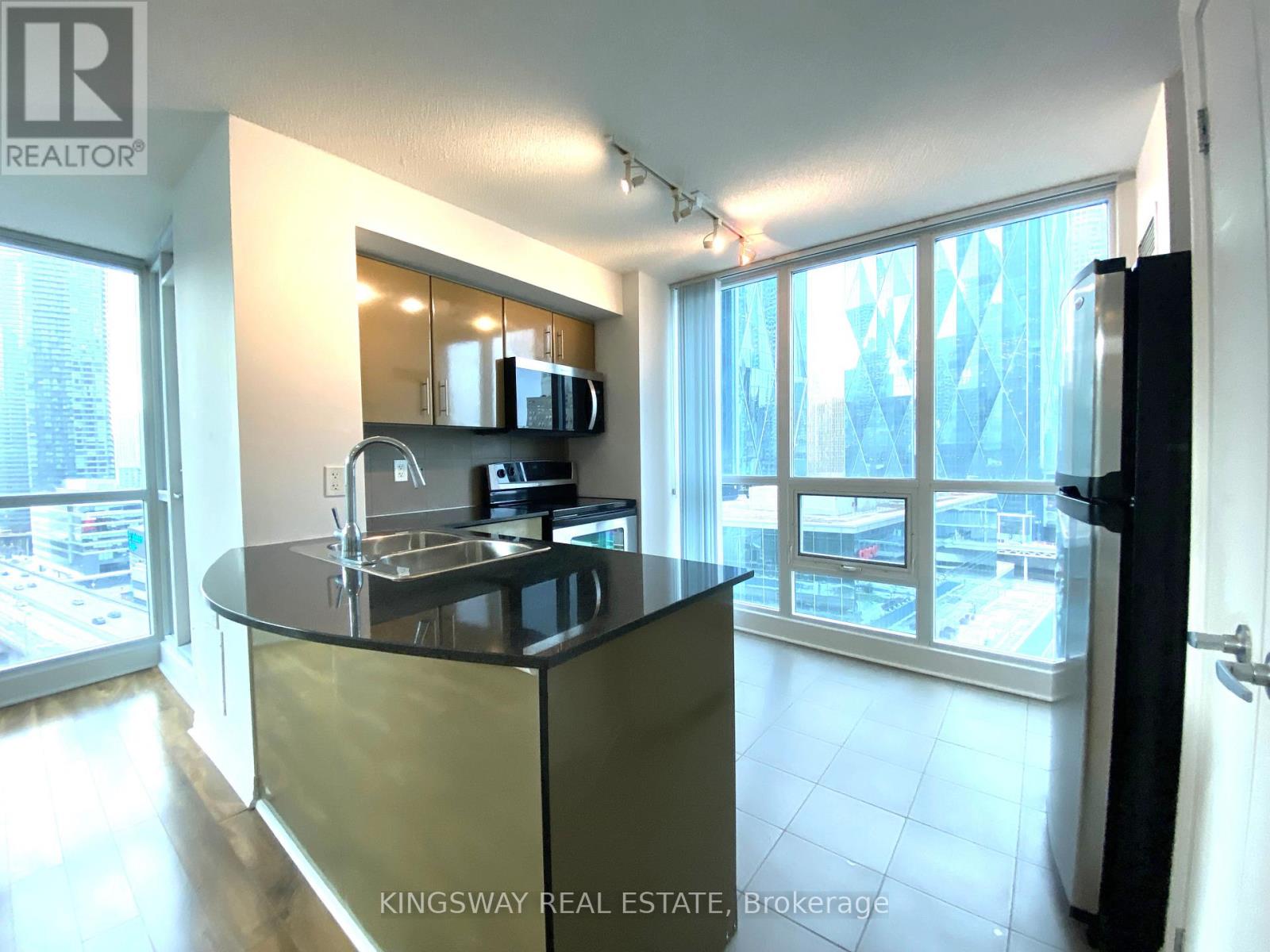 1802 - 16 Yonge Street, Toronto, Ontario  M5E 1R4 - Photo 13 - C12772470