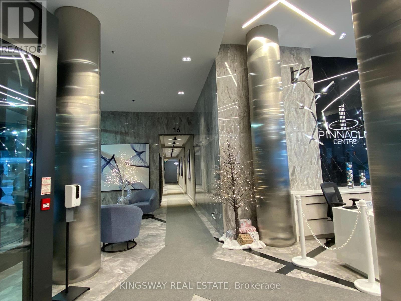 1802 - 16 Yonge Street, Toronto, Ontario  M5E 1R4 - Photo 7 - C12772470