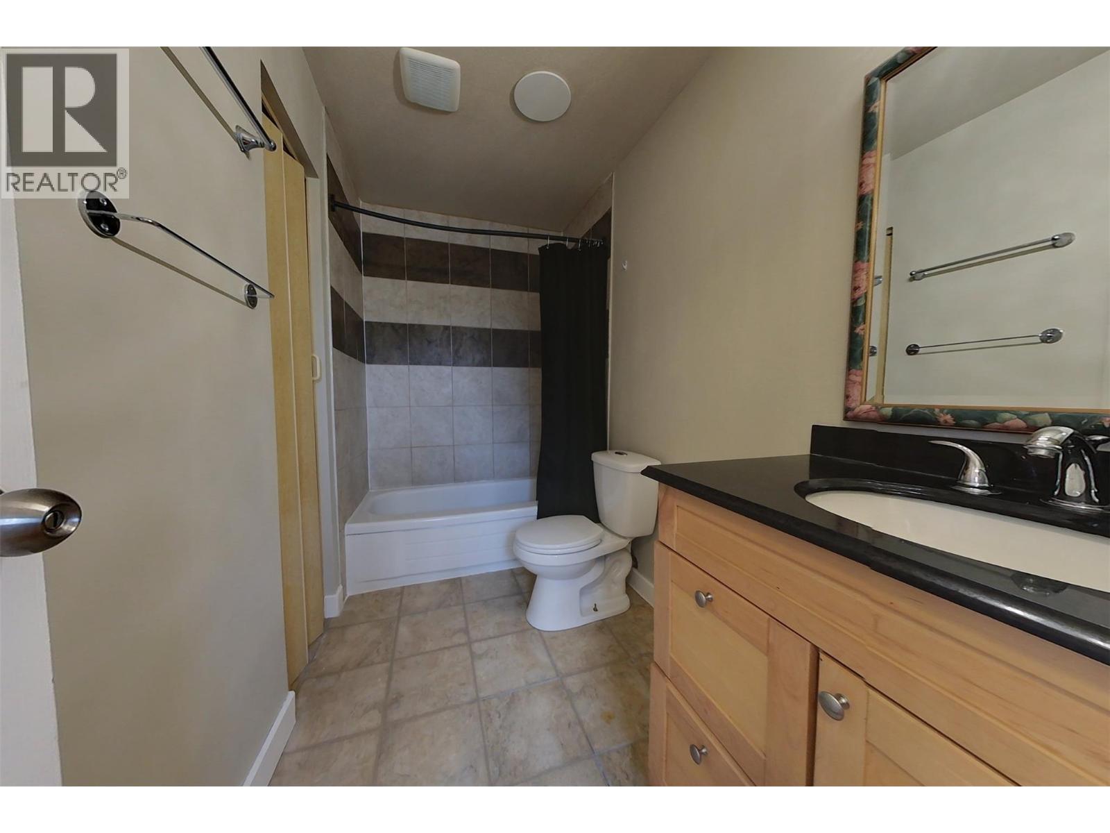 700 Patterson  W Street Unit# 11, Cranbrook, British Columbia  V1C 6T5 - Photo 8 - 10375490