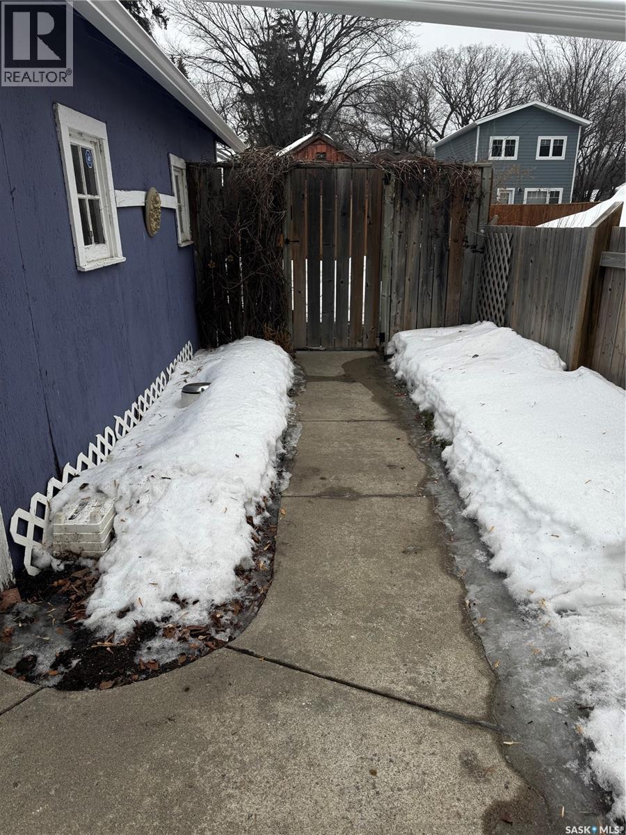 916 4th Avenue N, Saskatoon, Saskatchewan  S7K 2N6 - Photo 8 - SK028216
