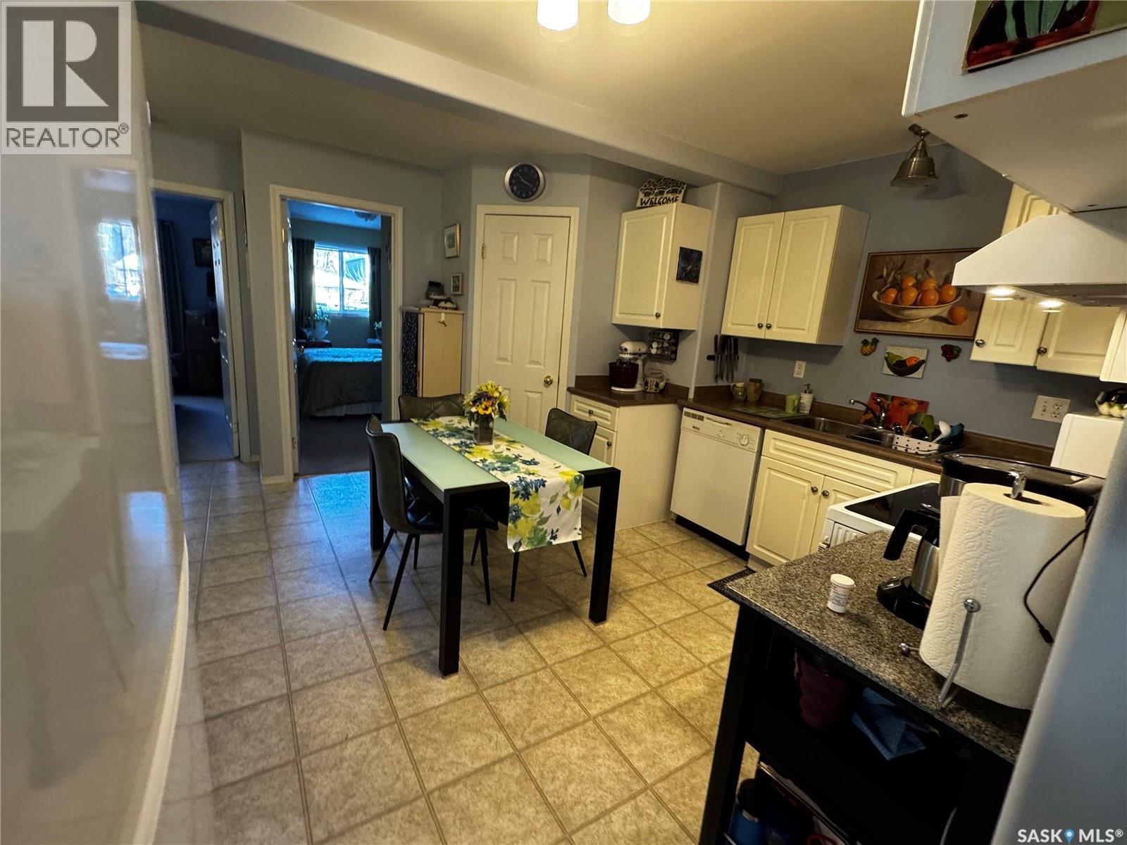 916 4th Avenue N, Saskatoon, Saskatchewan  S7K 2N6 - Photo 22 - SK028216