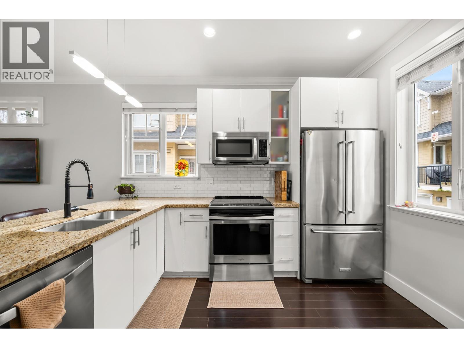 1407 E 28th Avenue, Vancouver, British Columbia  V5N 2X3 - Photo 5 - R3087981