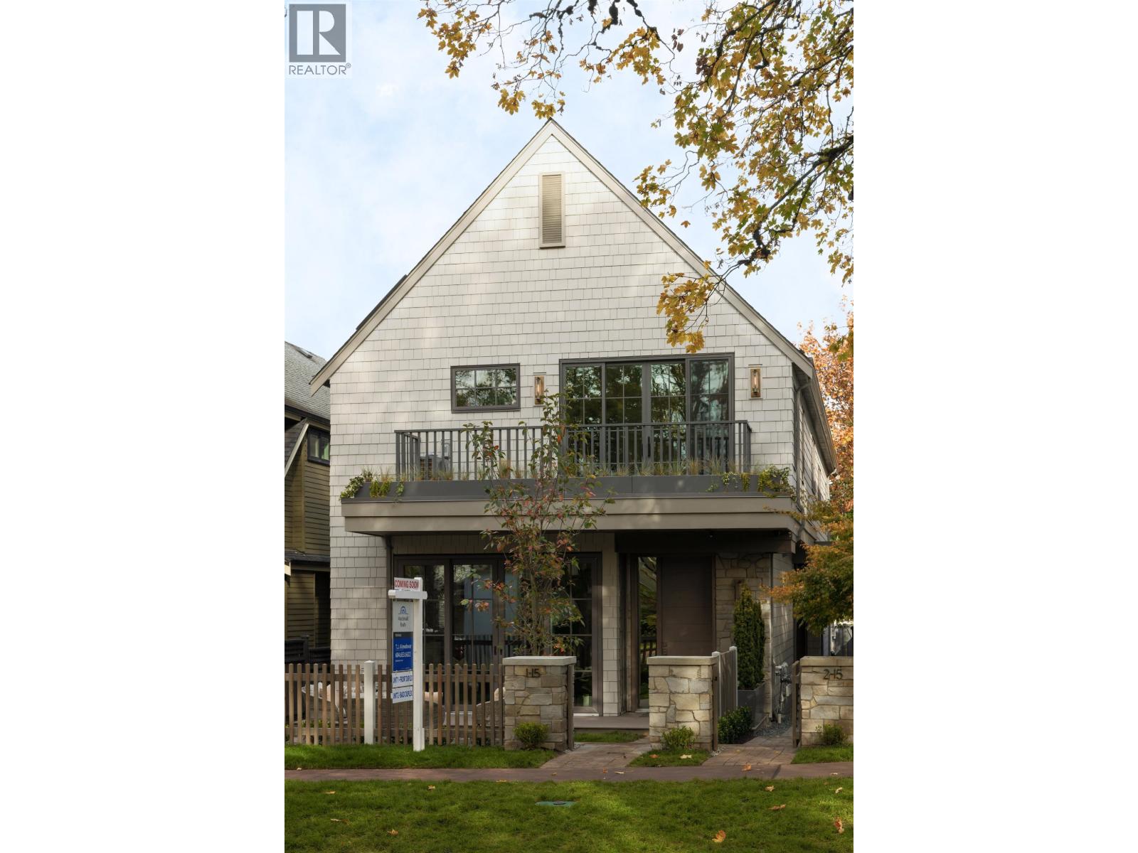 2 15 W 20th Avenue, Vancouver, British Columbia  V5Y 2C2 - Photo 2 - R3088178