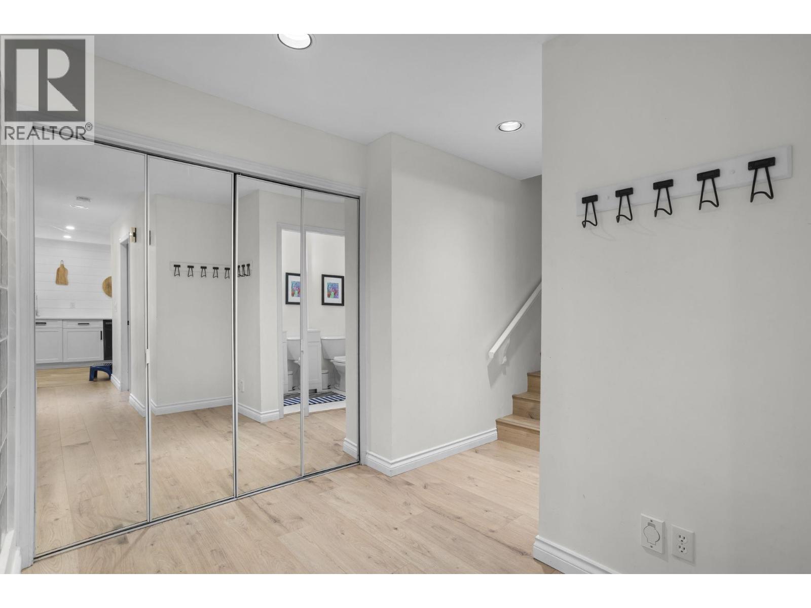 31 Deerwood Place, Port Moody, British Columbia  V3H 4X7 - Photo 29 - R3088238