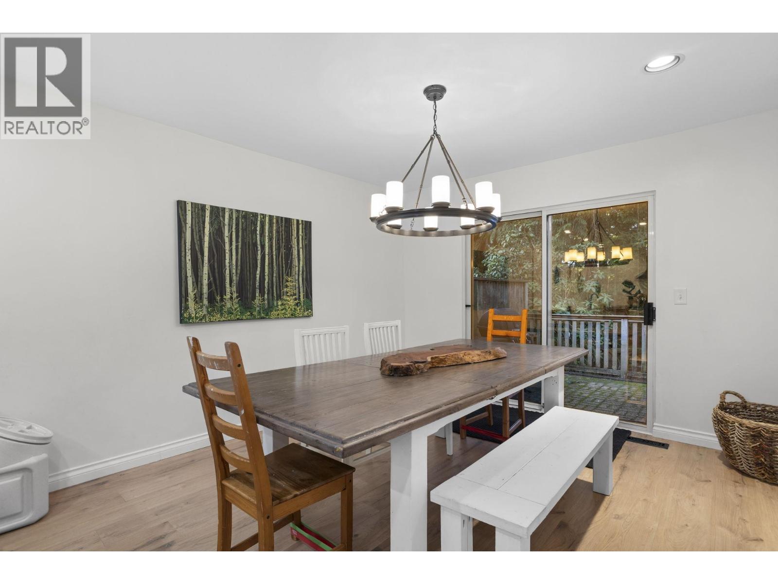 31 Deerwood Place, Port Moody, British Columbia  V3H 4X7 - Photo 8 - R3088238