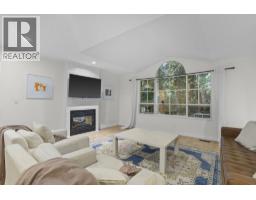 31 DEERWOOD PLACE, Port Moody, British Columbia