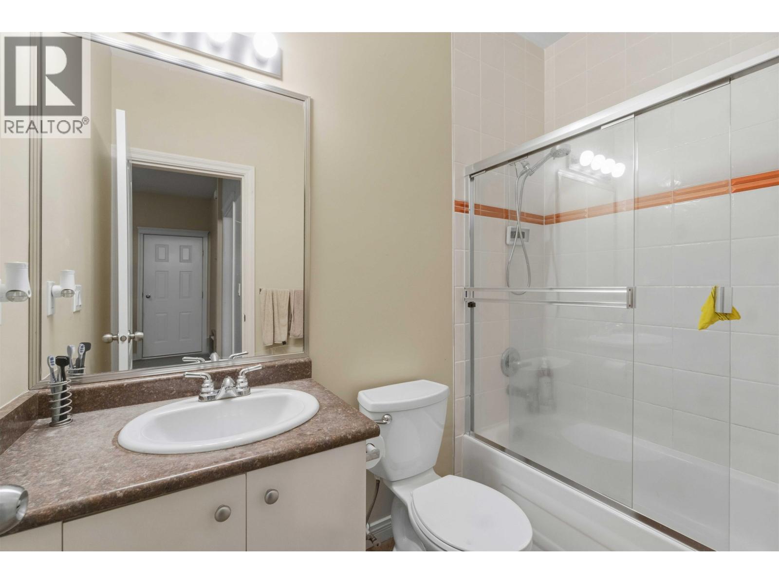 4553 Ellerton Court, Burnaby, British Columbia  V5H 1E1 - Photo 36 - R3088260