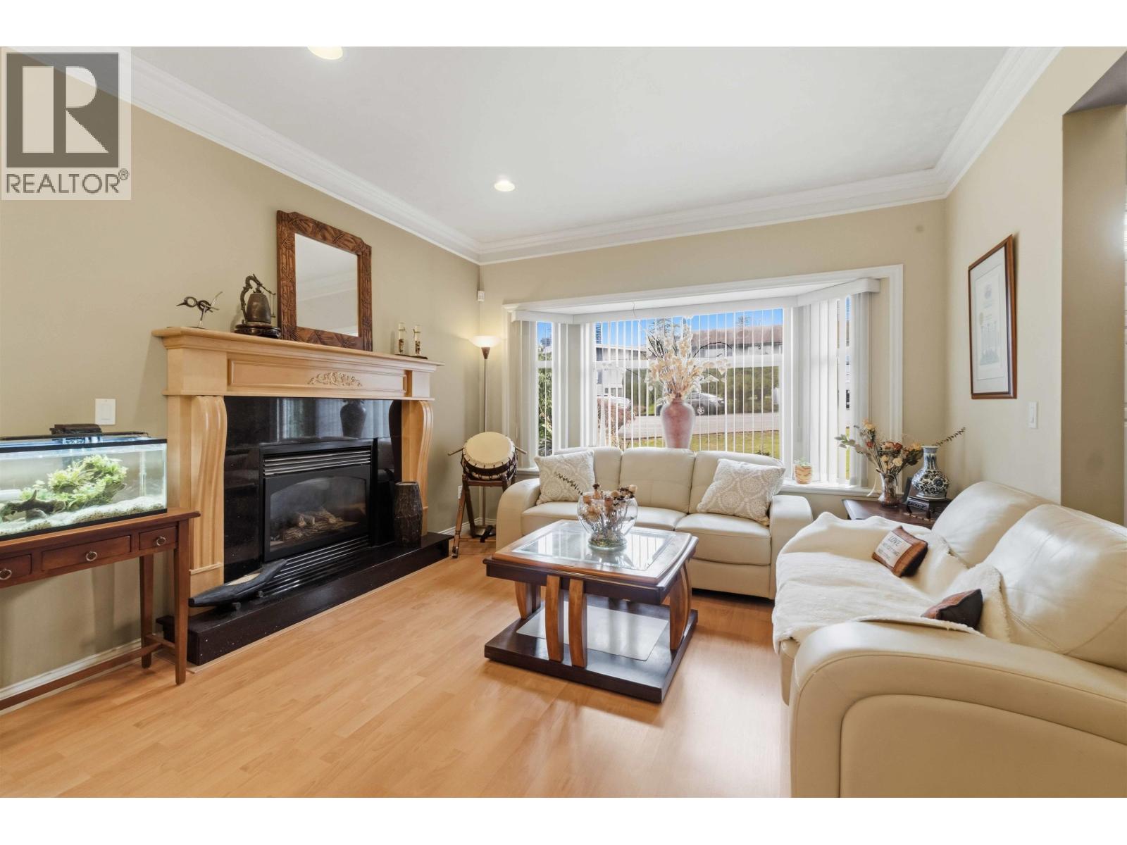 4553 Ellerton Court, Burnaby, British Columbia  V5H 1E1 - Photo 7 - R3088260