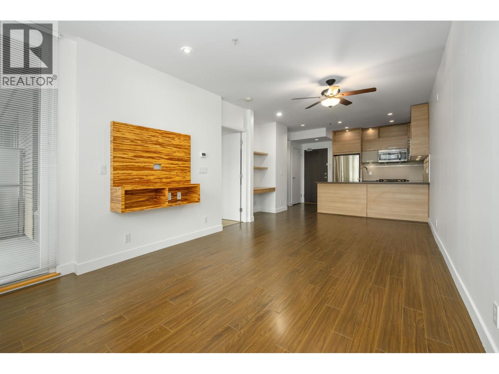 210 9150 University Crescent, Burnaby, British Columbia  V5A 0C5 - Photo 8 - R3088268