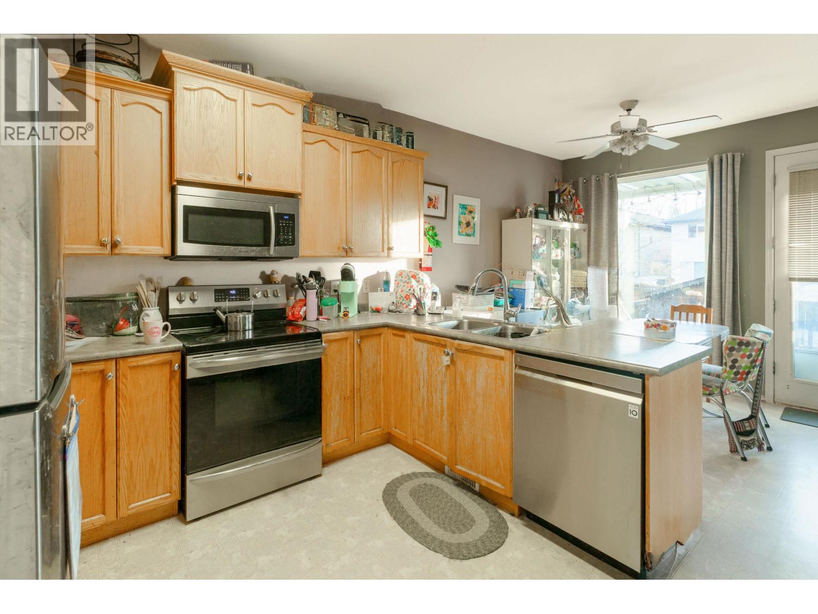 24284 102b Avenue, Maple Ridge, British Columbia  V2W 1Y1 - Photo 6 - R3088248