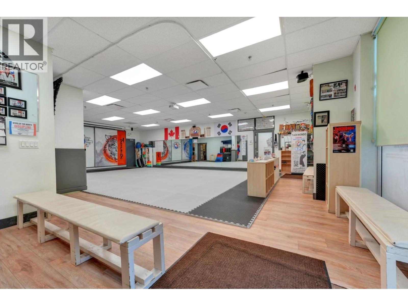 101 & 102 1209 W 16th Street, North Vancouver, British Columbia  V7P 1R5 - Photo 6 - C8076026