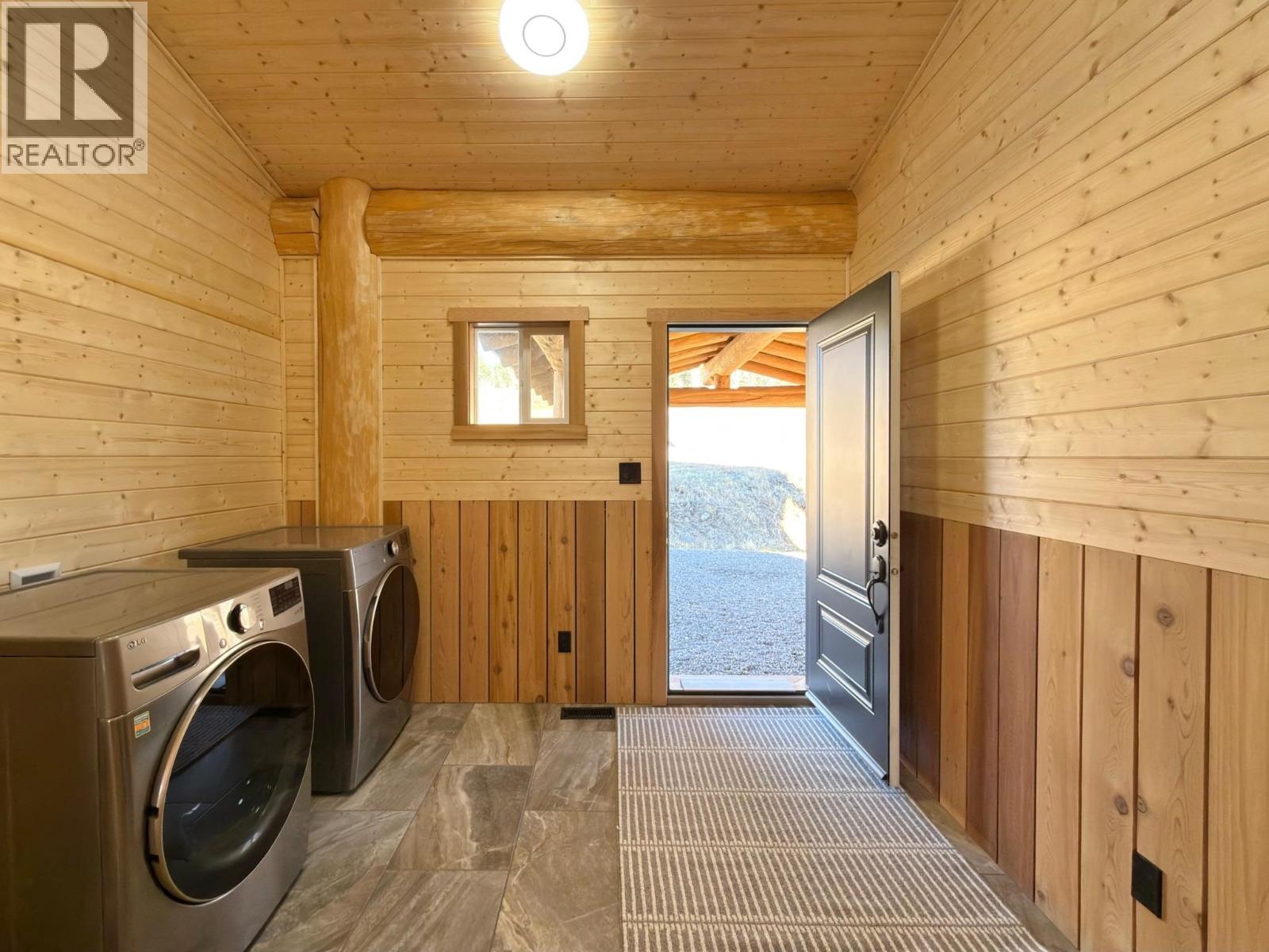 2976 Gold Digger Drive, Williams Lake, British Columbia  V0K 2G0 - Photo 25 - R3087908