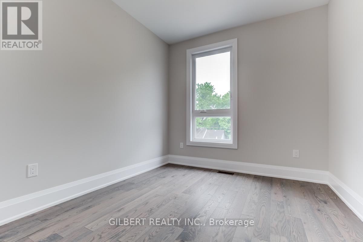 35a Marquette Avenue, Toronto, Ontario  M6A 1X8 - Photo 17 - C12773852