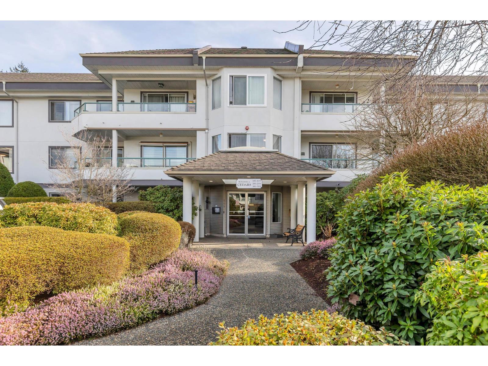 214 2451 Gladwin Road, Abbotsford, British Columbia  V2T 3N8 - Photo 3 - R3087693