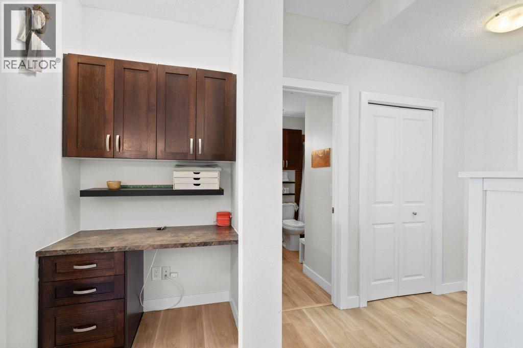 304, 201 Sunset Drive, Cochrane, Alberta  T4C 0H5 - Photo 10 - A2284722