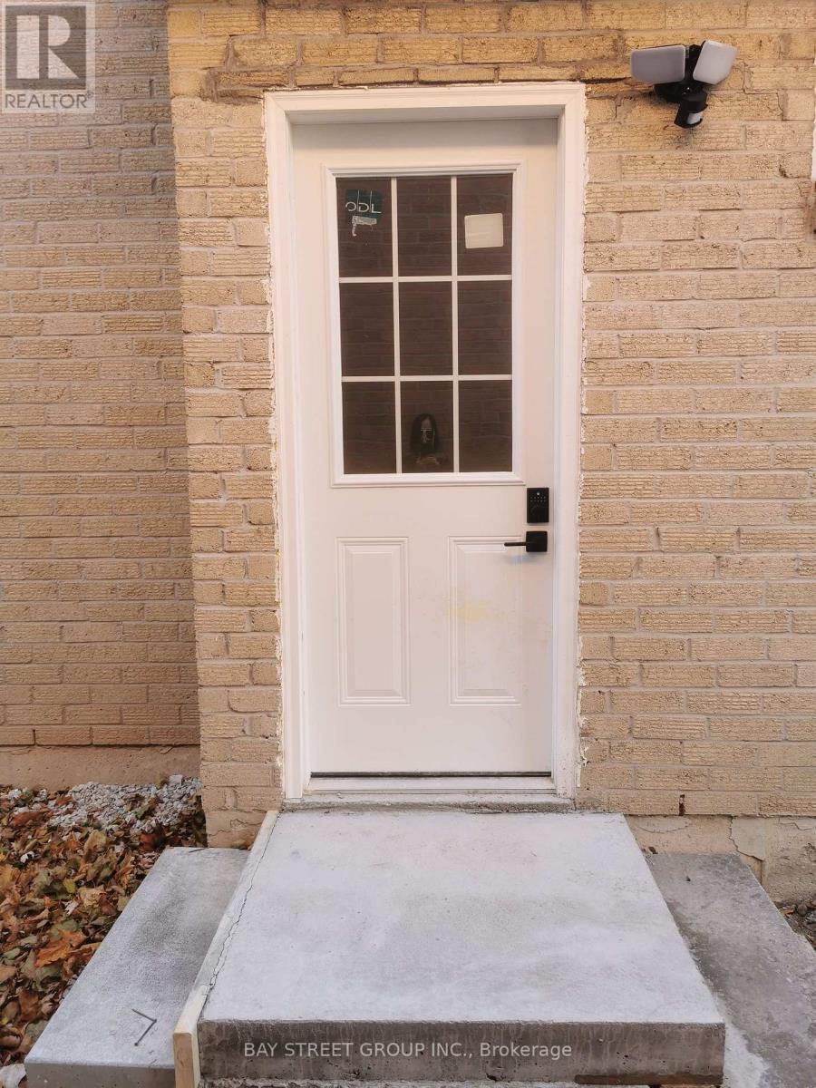 Basement - 3 Feltham Road, Markham, Ontario  L3P 6T2 - Photo 2 - N12773856