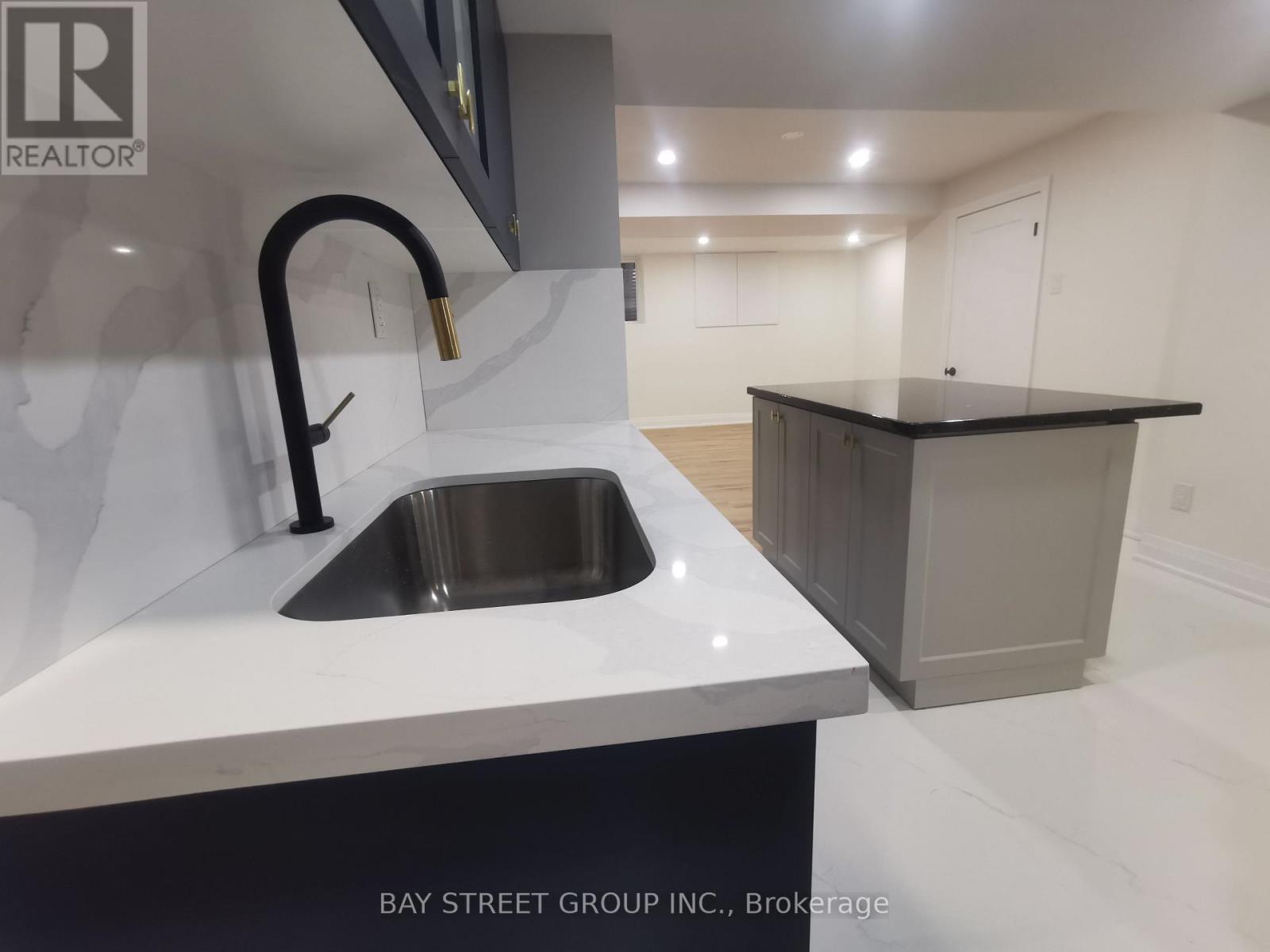 Basement - 3 Feltham Road, Markham, Ontario  L3P 6T2 - Photo 8 - N12773856