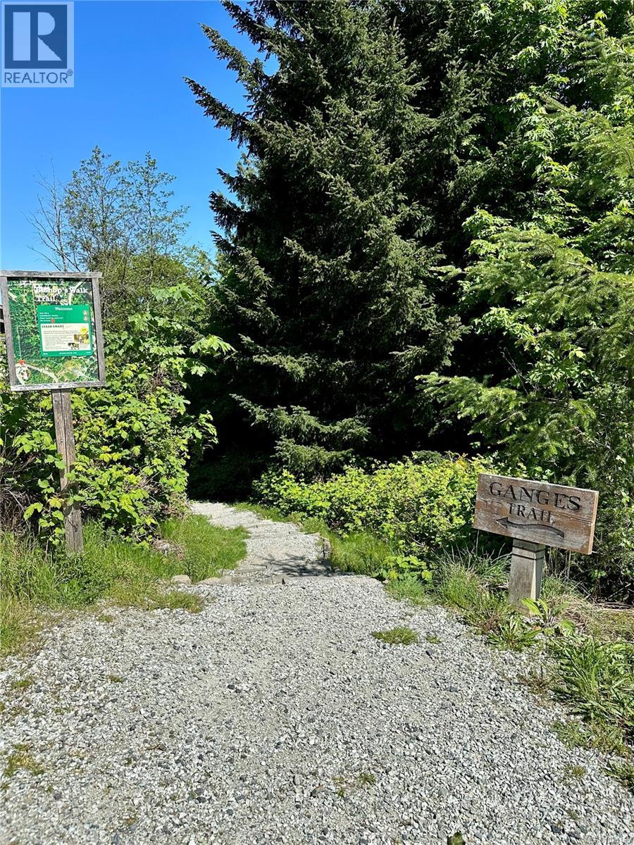 Sl 22 Bishops Walk Rd, Salt Spring, British Columbia  V8K 2J7 - Photo 6 - 1025165