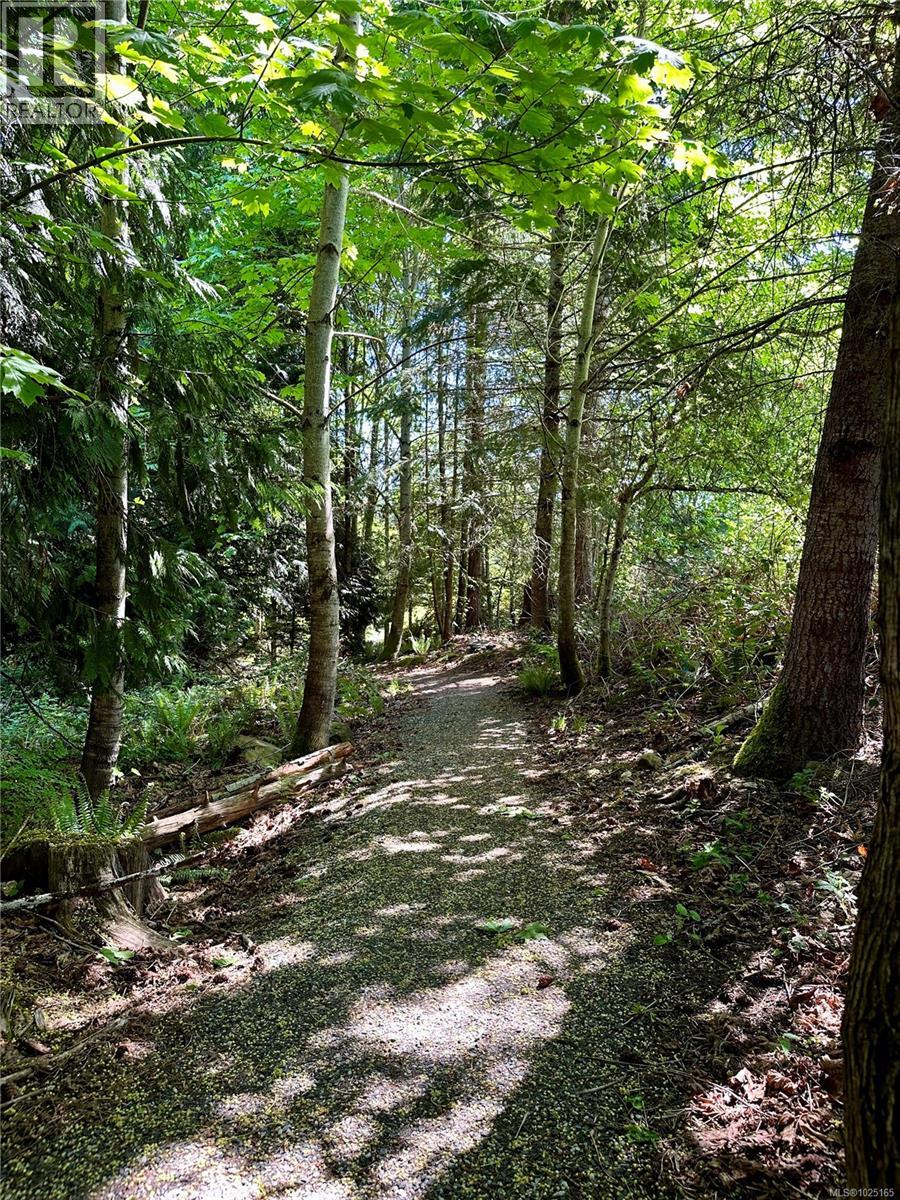 Sl 22 Bishops Walk Rd, Salt Spring, British Columbia  V8K 2J7 - Photo 7 - 1025165