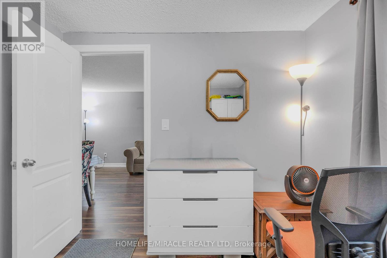 15 Keefer Road, Thorold, Ontario  L2V 4M6 - Photo 11 - X12773860