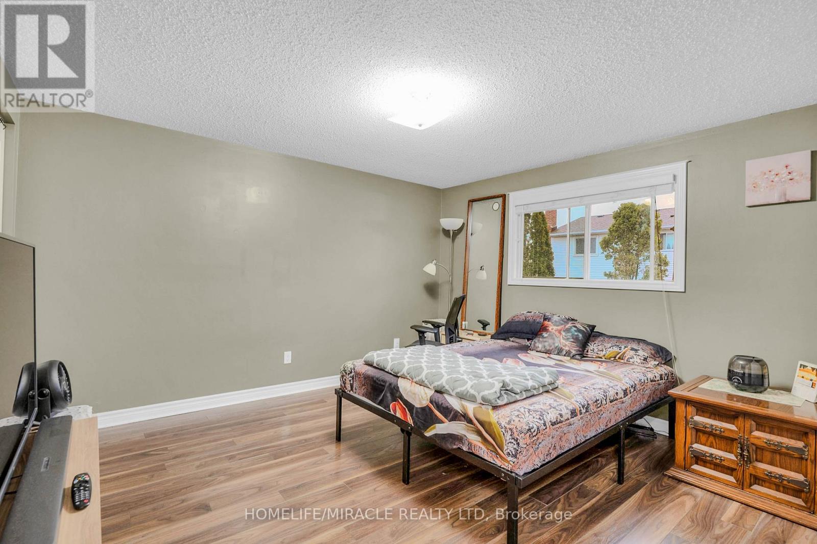 15 Keefer Road, Thorold, Ontario  L2V 4M6 - Photo 16 - X12773860