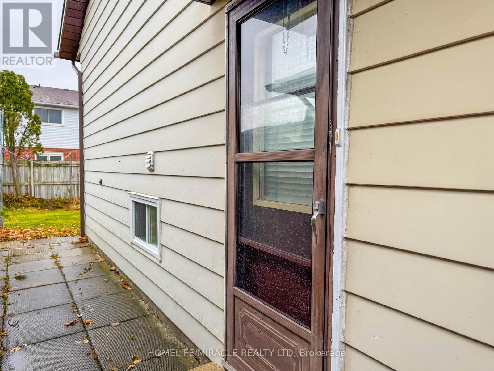 15 Keefer Road, Thorold, Ontario  L2V 4M6 - Photo 41 - X12773860