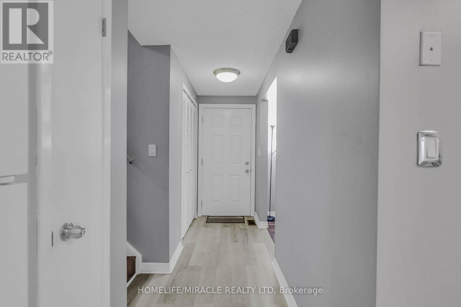 15 Keefer Road, Thorold, Ontario  L2V 4M6 - Photo 7 - X12773860