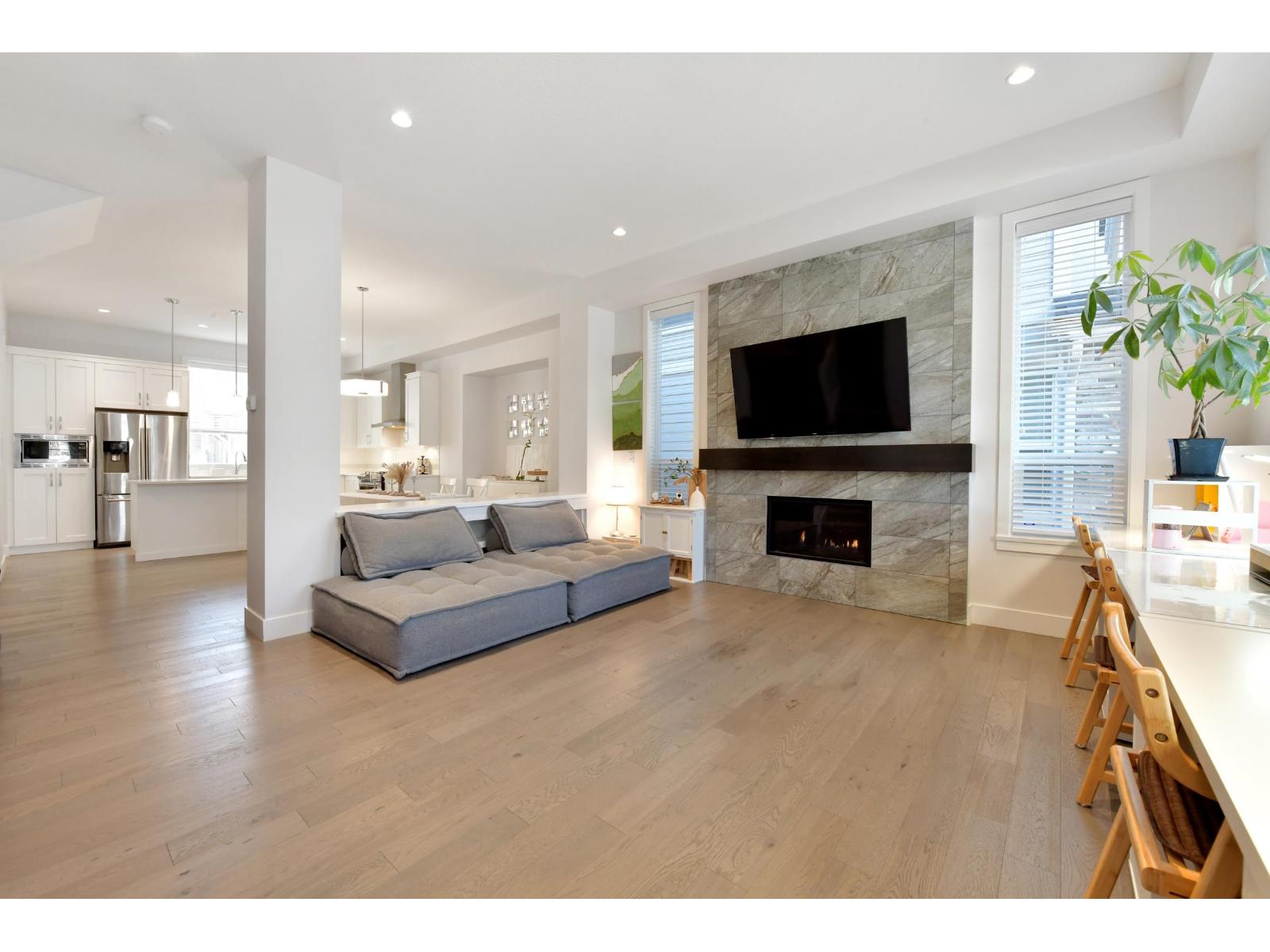 2136 165b Street, Surrey, British Columbia  V3Z 0V6 - Photo 5 - R3087884