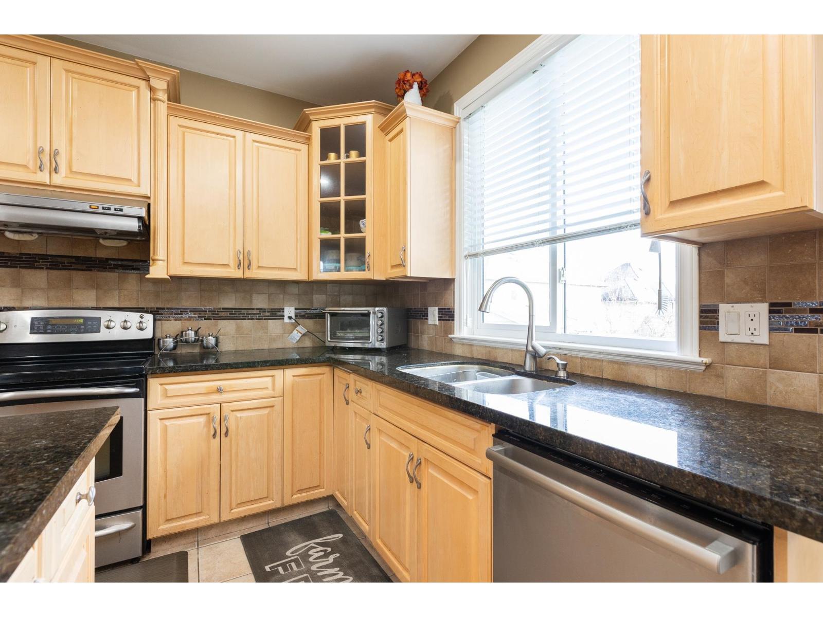 8370 168a Street, Surrey, British Columbia  V4N 4T8 - Photo 13 - R3081654