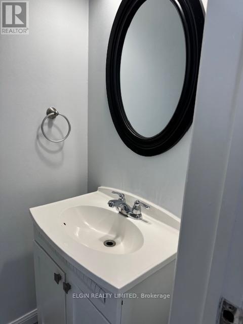 432 Forest Avenue, St. Thomas, Ontario  N5R 2K9 - Photo 6 - X12773896