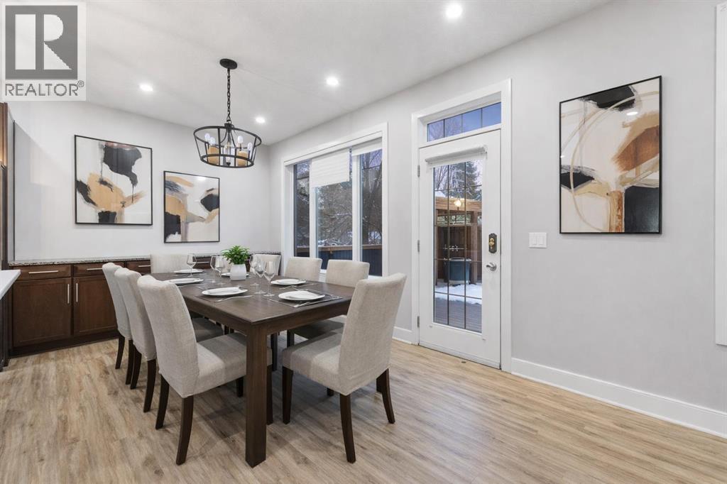 70 Royal Ridge Manor Nw, Calgary, Alberta  T3G 5Z1 - Photo 5 - A2280887