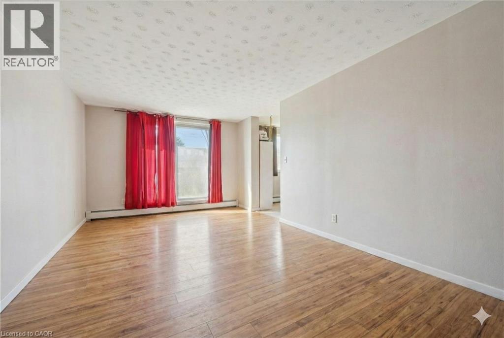 601 Barber Avenue N Unit# 214, Listowel, Ontario  N4W 1S4 - Photo 3 - 40802452