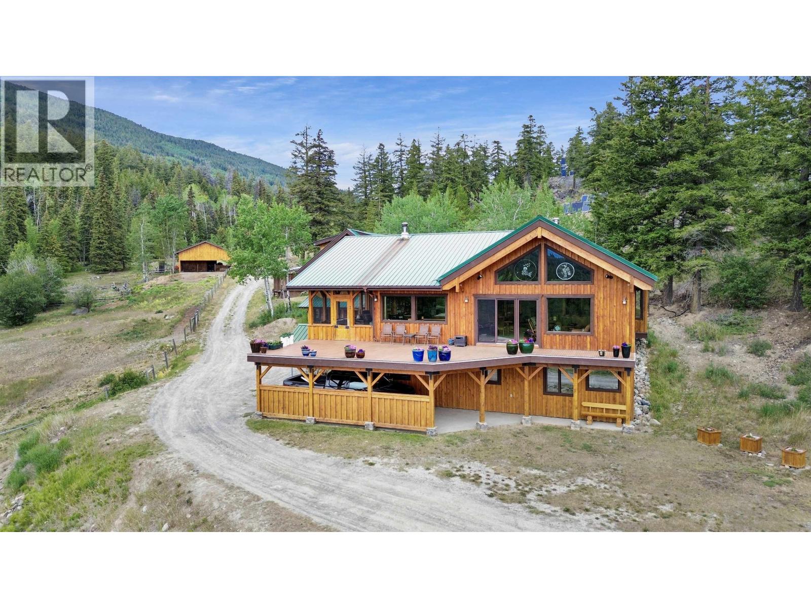 6802 Tatlayoko Road, Chilcotin, British Columbia  V0L 1W0 - Photo 2 - R3087941