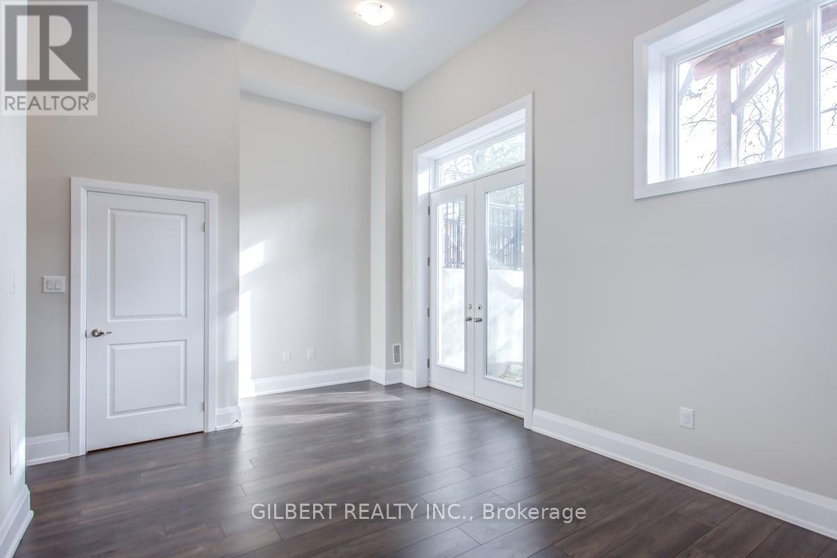 35b Marquette Avenue, Toronto, Ontario  M6A 1X8 - Photo 24 - C12773878